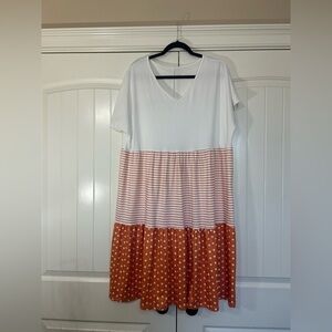 UT Orange and White Stripe/Polka Dot Dress. Size 2X